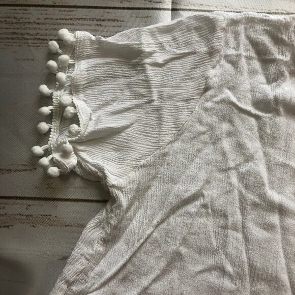 KELIKI HAWAII White Crinkle Crop Top Pom Pom Trim - Picture 5 of 9